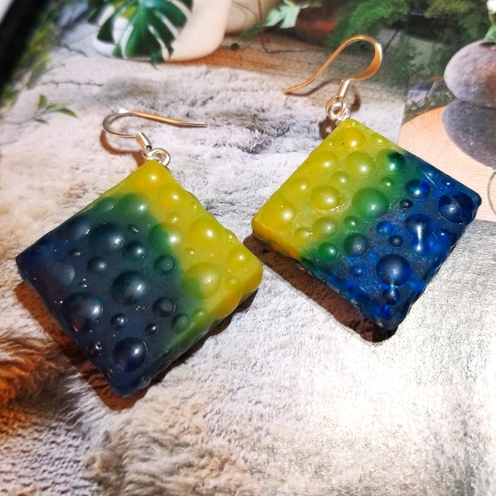 RAINDROP EFFECT MzMax Resin Designs Earrings - Picture 6 of 8